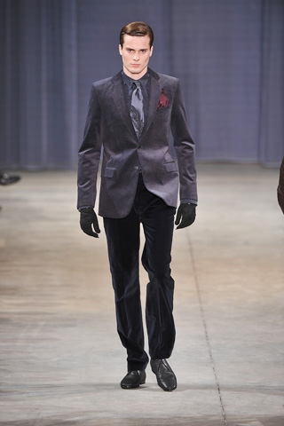 Louis Vuitton / - 2009-2010